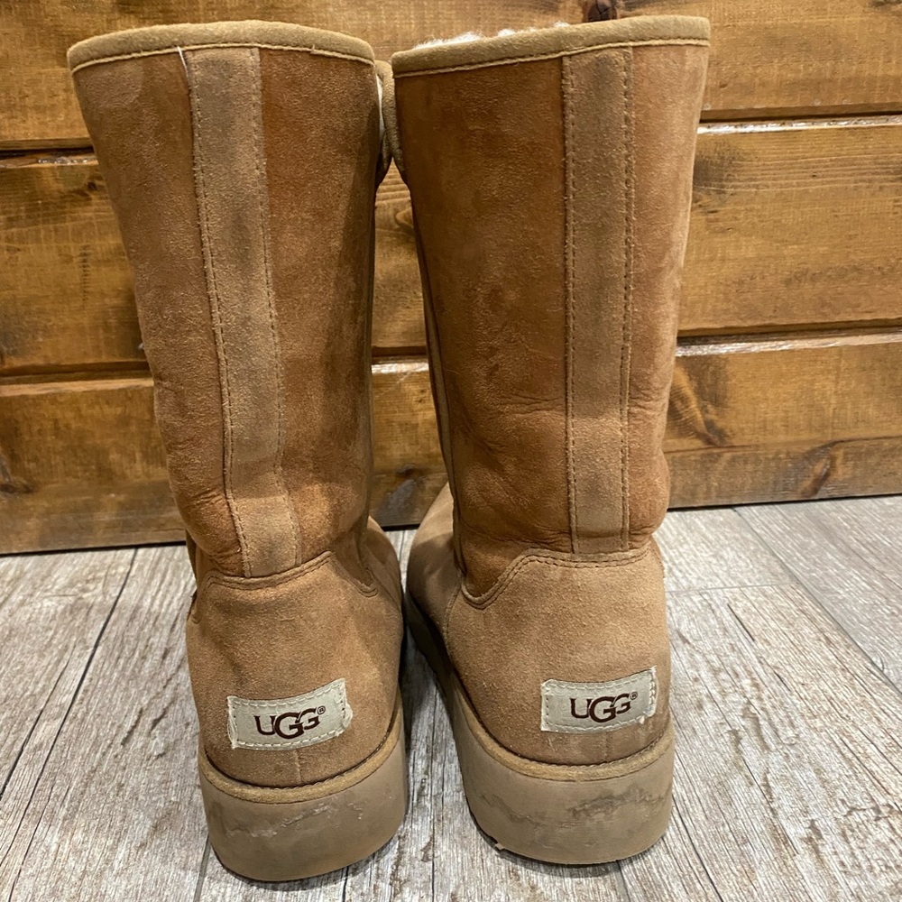 UGG Chestnut Women's Slim Sheepskin Amie Boots - Picture 4 of 7